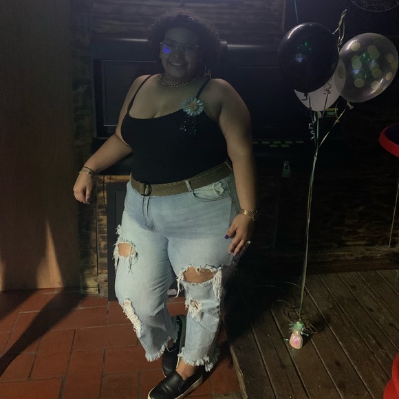 Meet your Posher, Amanda - Picture 1 of 1